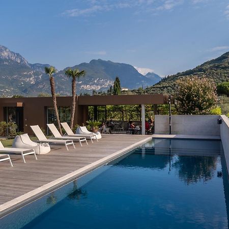 Bed and Breakfast Oleeva Garda Living - Adults Only Riva del Garda Exterior foto