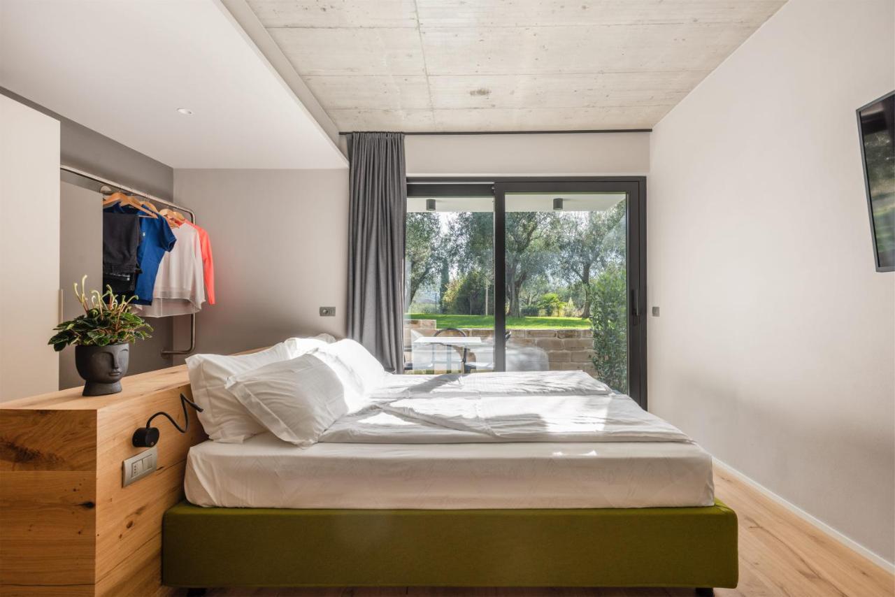 Bed and Breakfast Oleeva Garda Living - Adults Only Riva del Garda Exterior foto